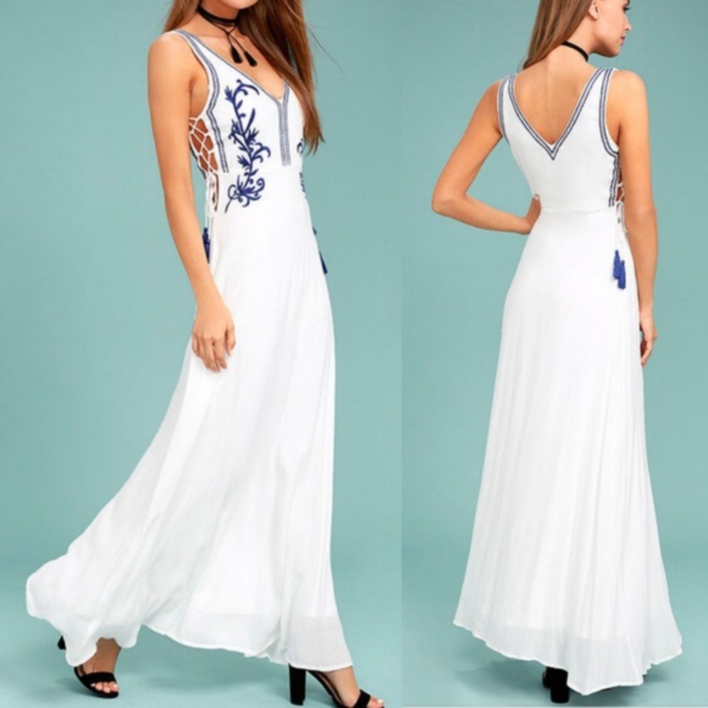 White Boho Coastal Breeze⛵️Embroidered Maxi Dress